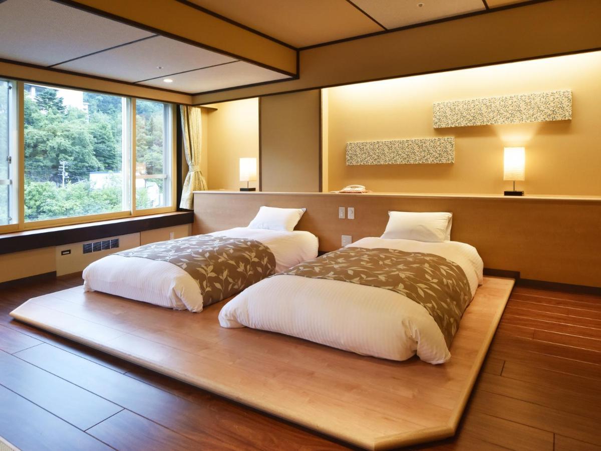Ryokan Jyozankei Shikanoyu 4*