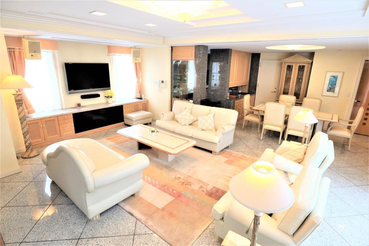 Villa Luxury House