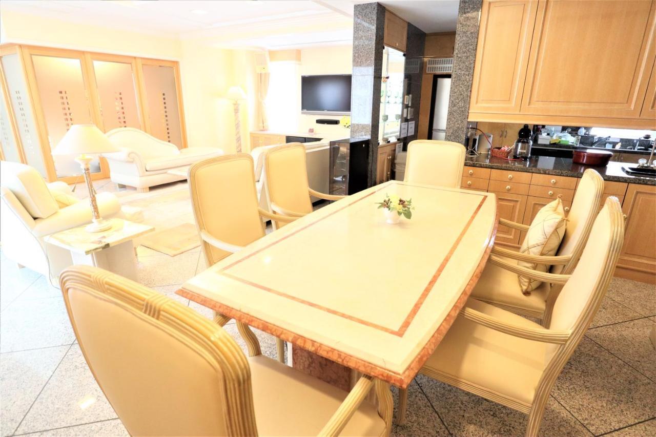 Villa Luxury House