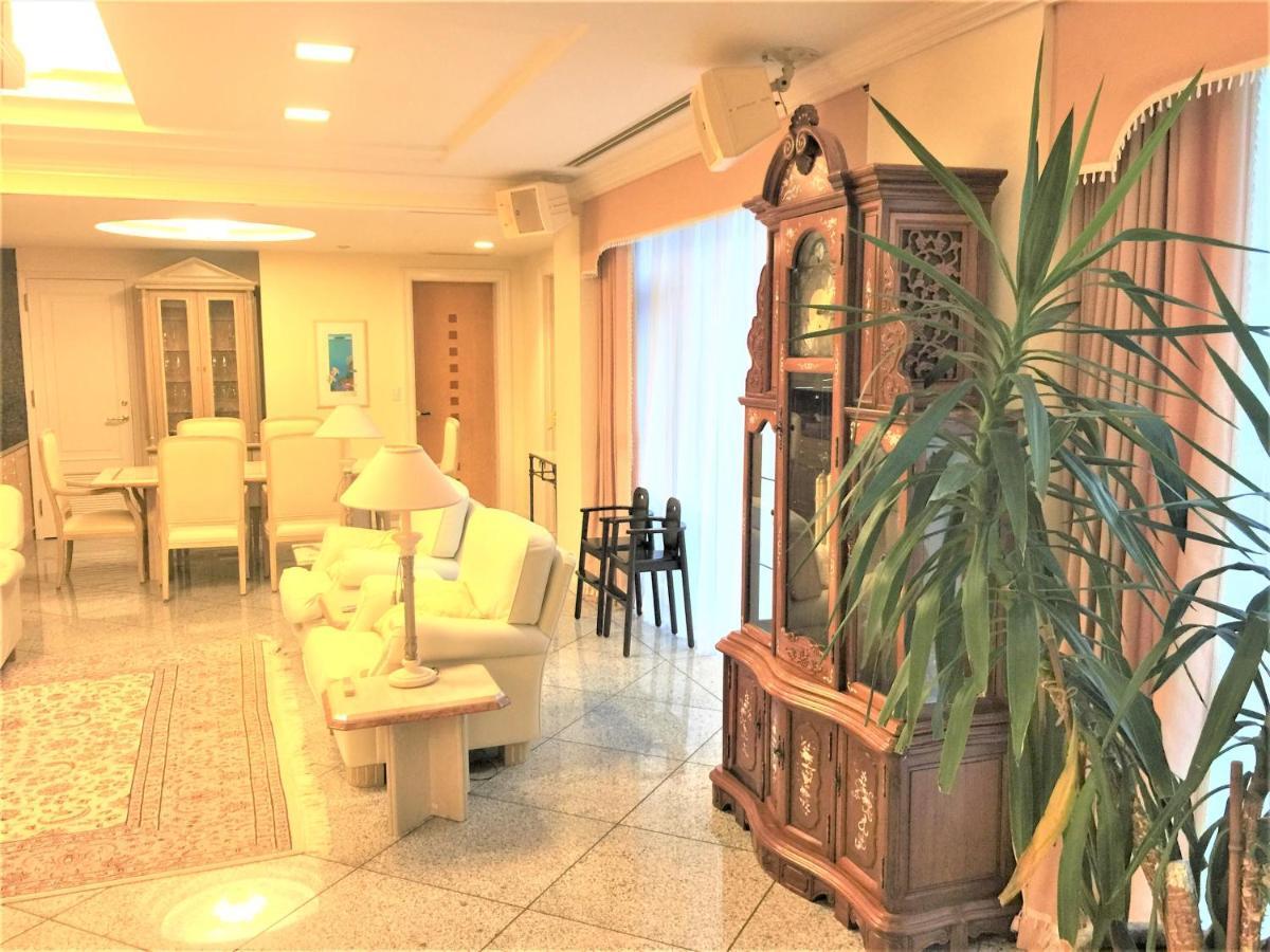 Villa Luxury House