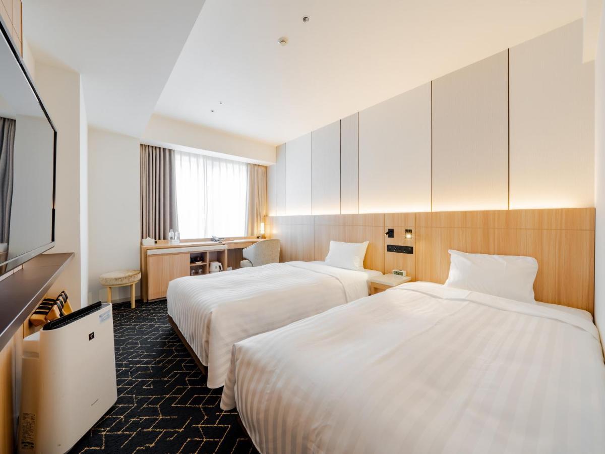 Keio Prelia 4*