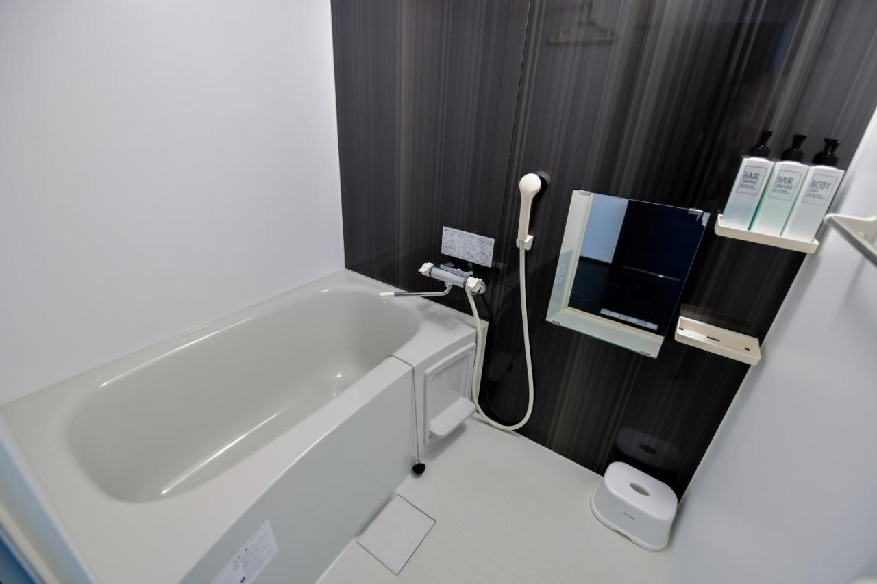 Momo Premium 202