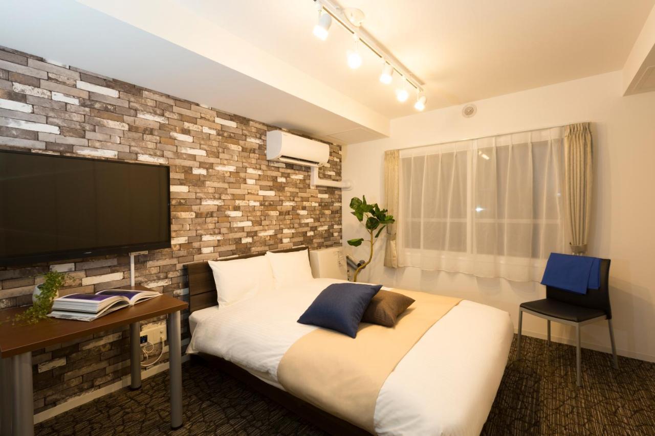 Aparthotel One's