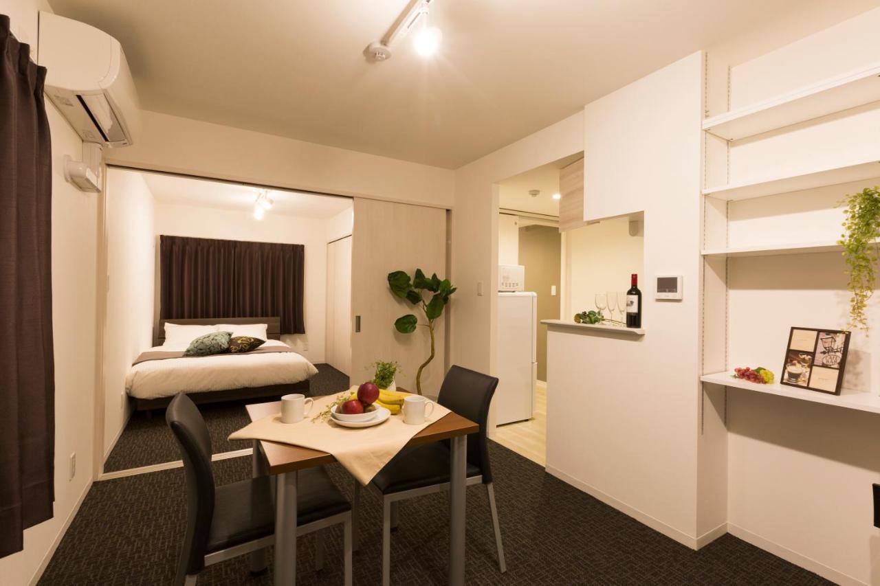 Aparthotel One's 4*