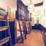 Guest House Waya