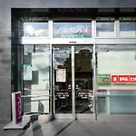 Momo Premium 303