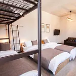 Uchi Living Stay Kcu