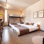 Uchi Living Stay Kcu