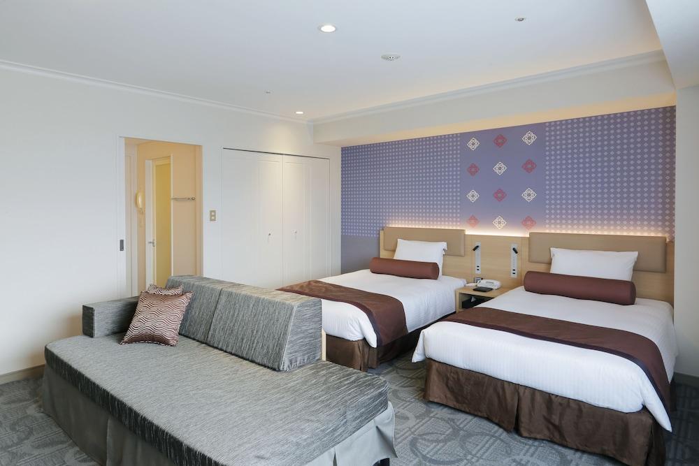 Excel Tokyu 4*