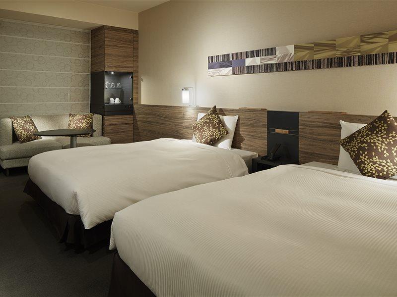 Mitsui Garden West Hotel 4*
