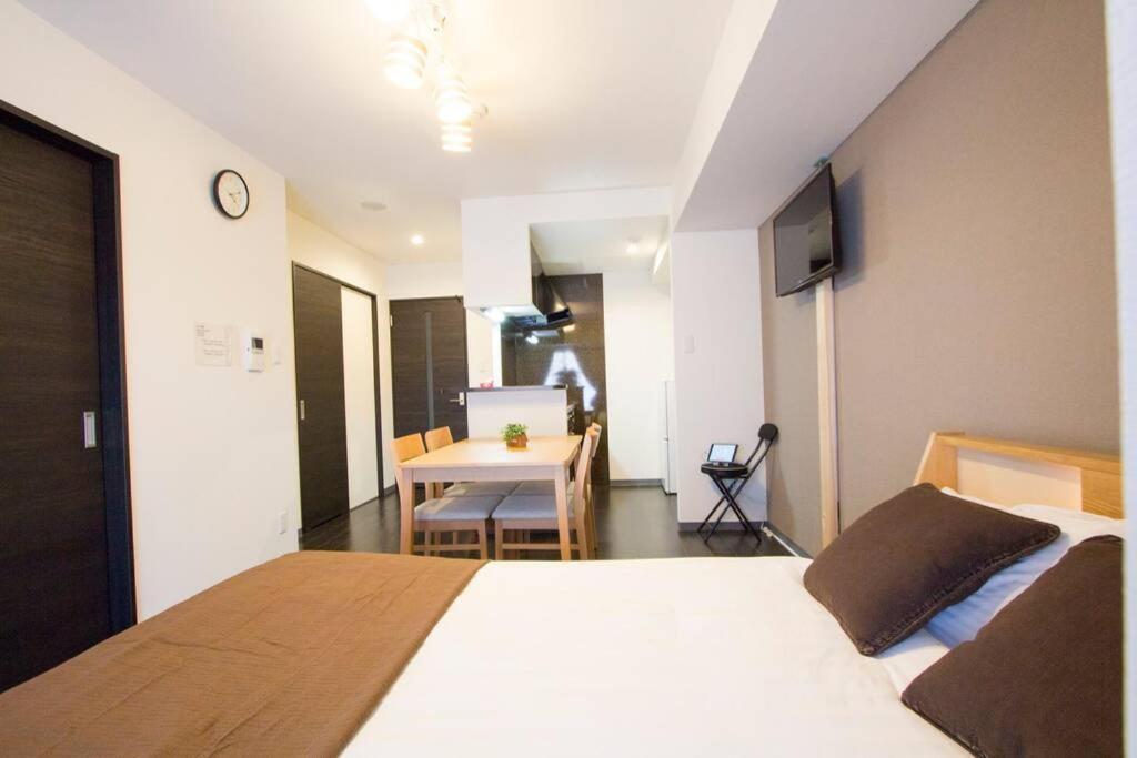 ようこそ札幌へ! 大通公園まで地下鉄10分 定員6名 Firetv完備 1階はセコマ Apartment Sapporo
