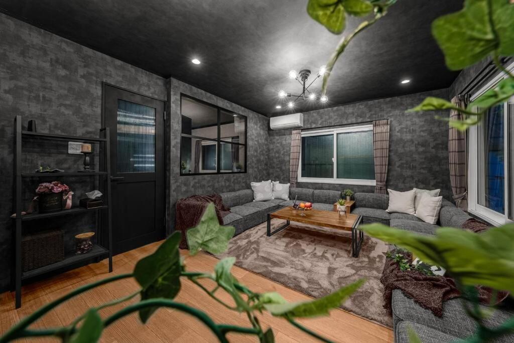The Secret Apartment *
