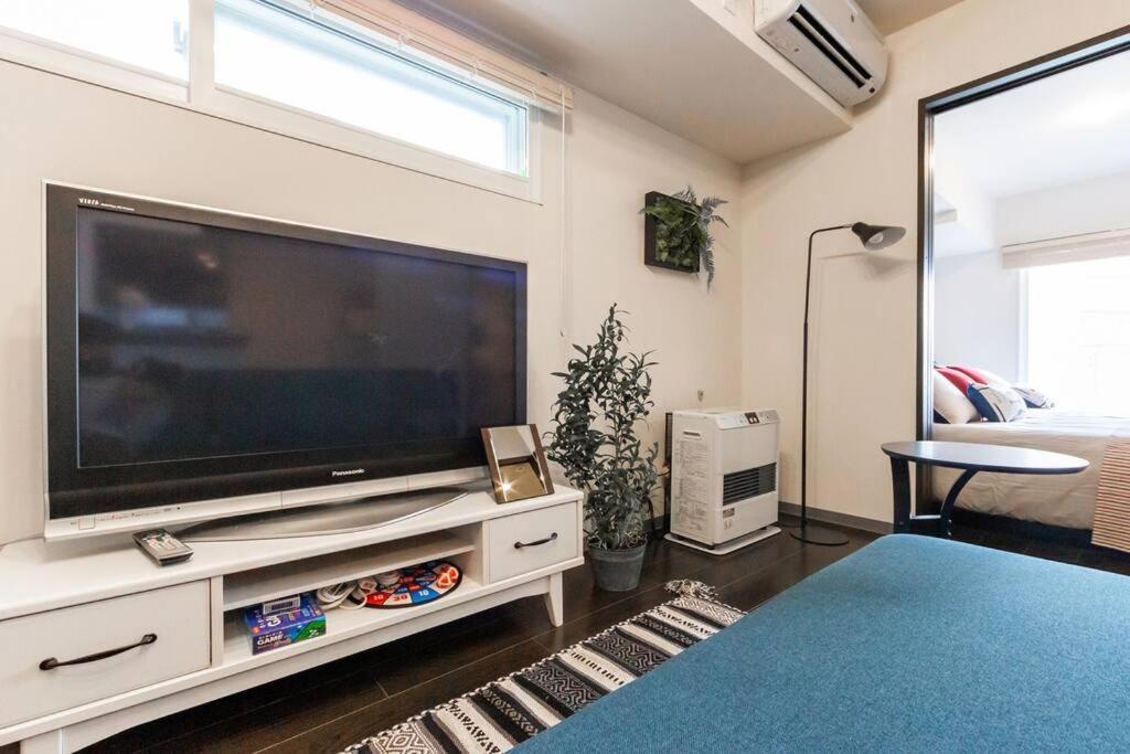 Apartment Sparkle *