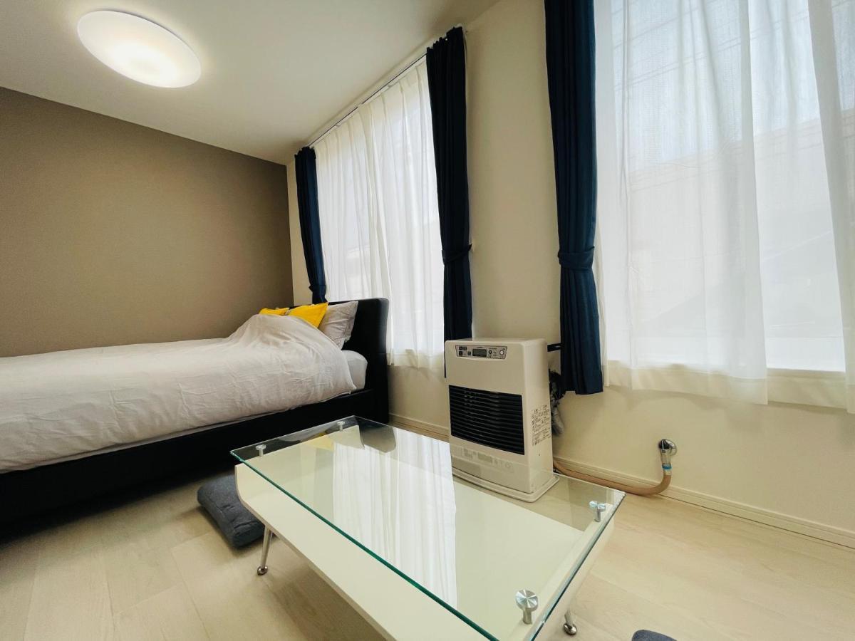 Apartment South 8 Serviced Apartment: Newly Renovated With Excellent Access