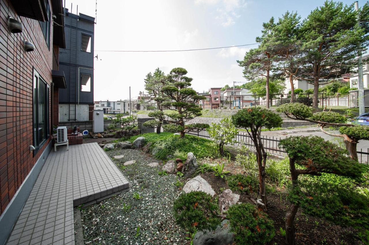 The Moiwa Villa *