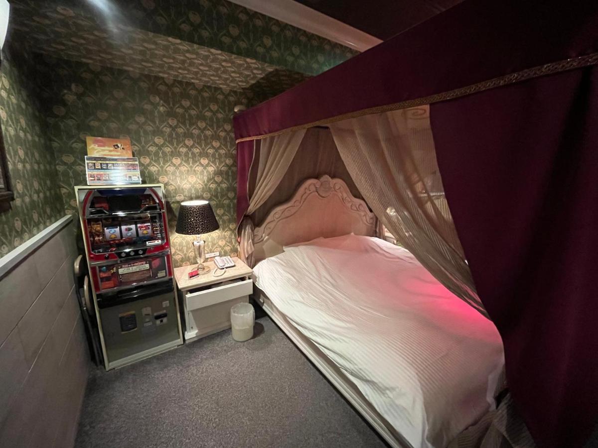 Pharaoh-adult Only Love hotel