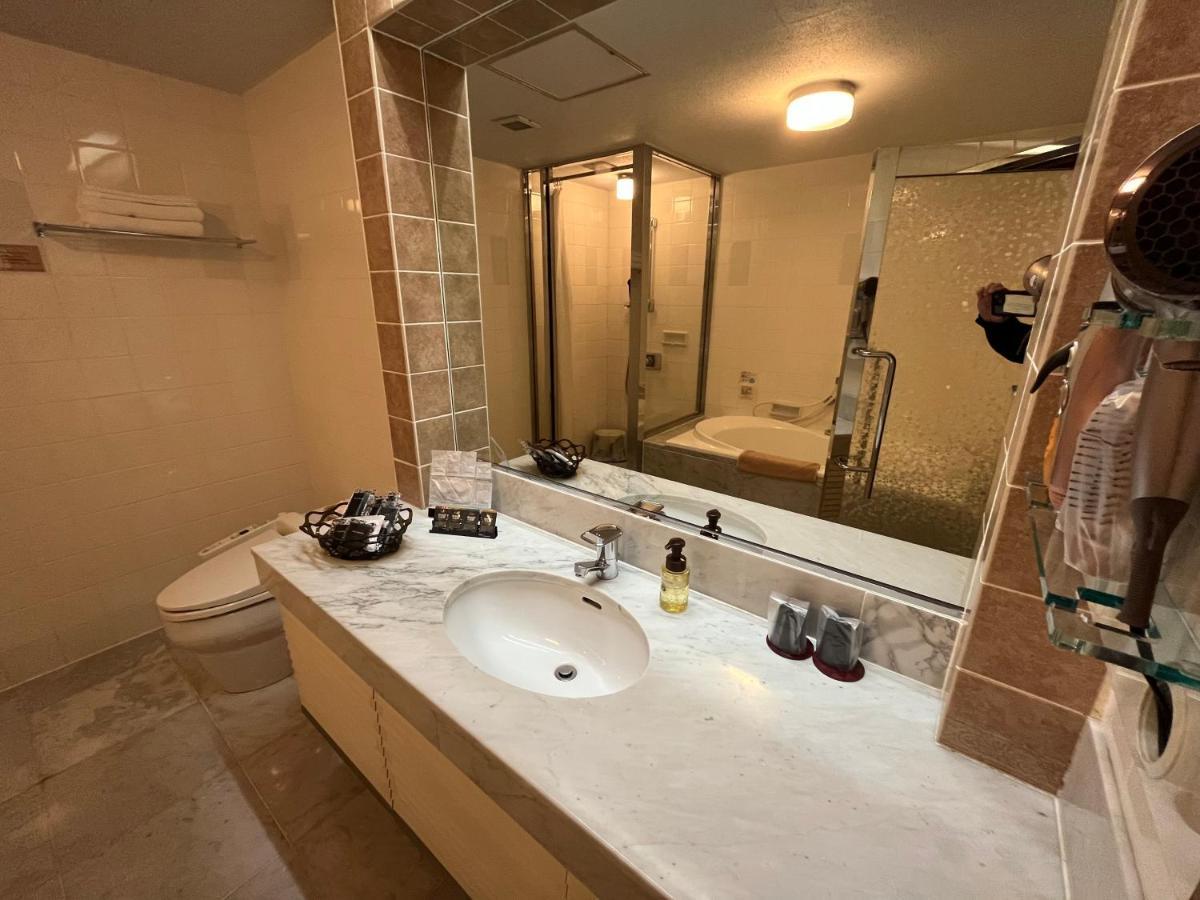 Love hotel Pharaoh-adult Only