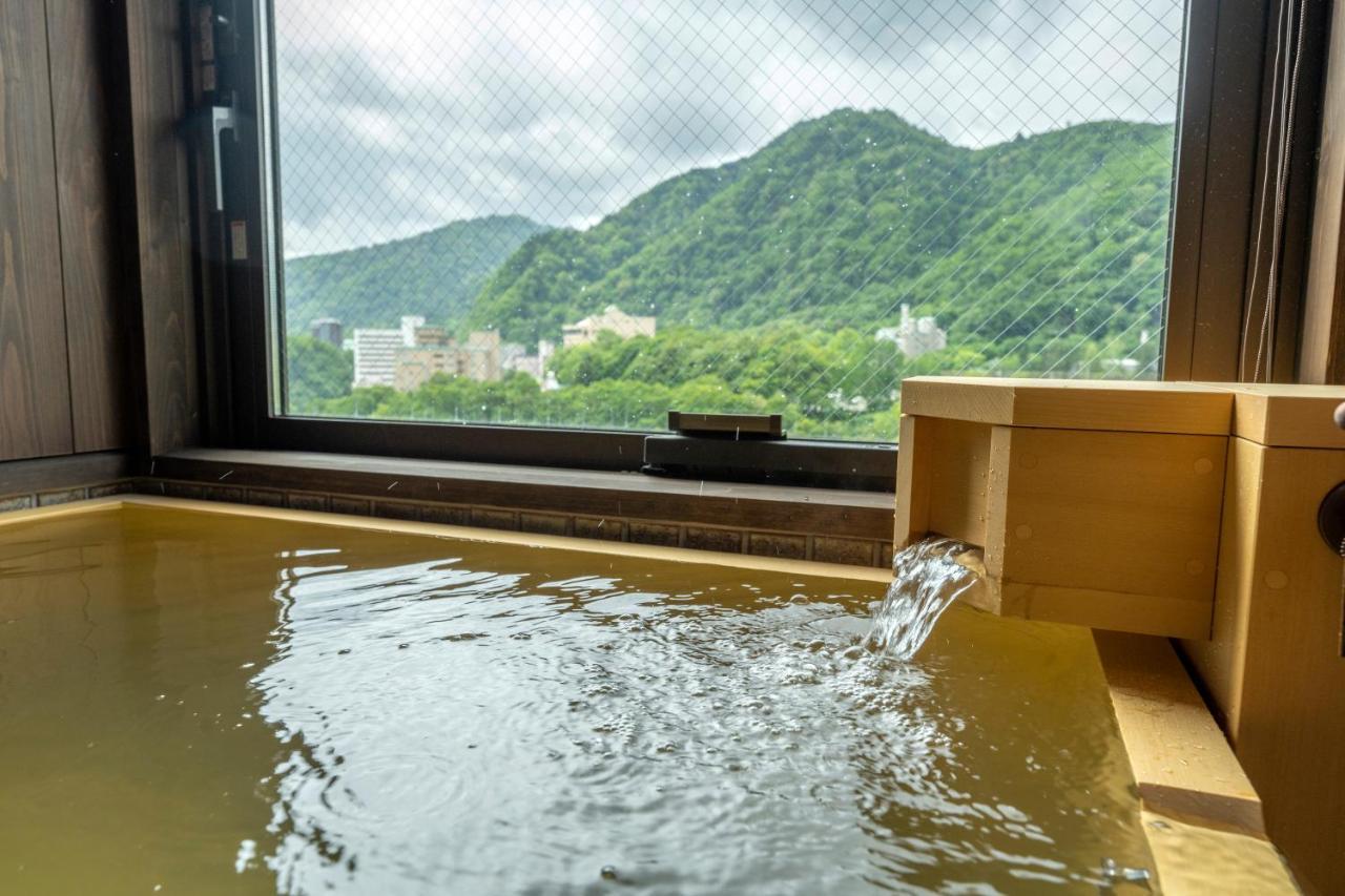 Ryokan Jozankei Onsen Yurakusoan