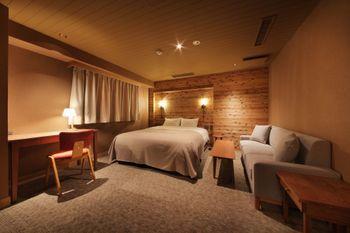Unwind & Bar 3*