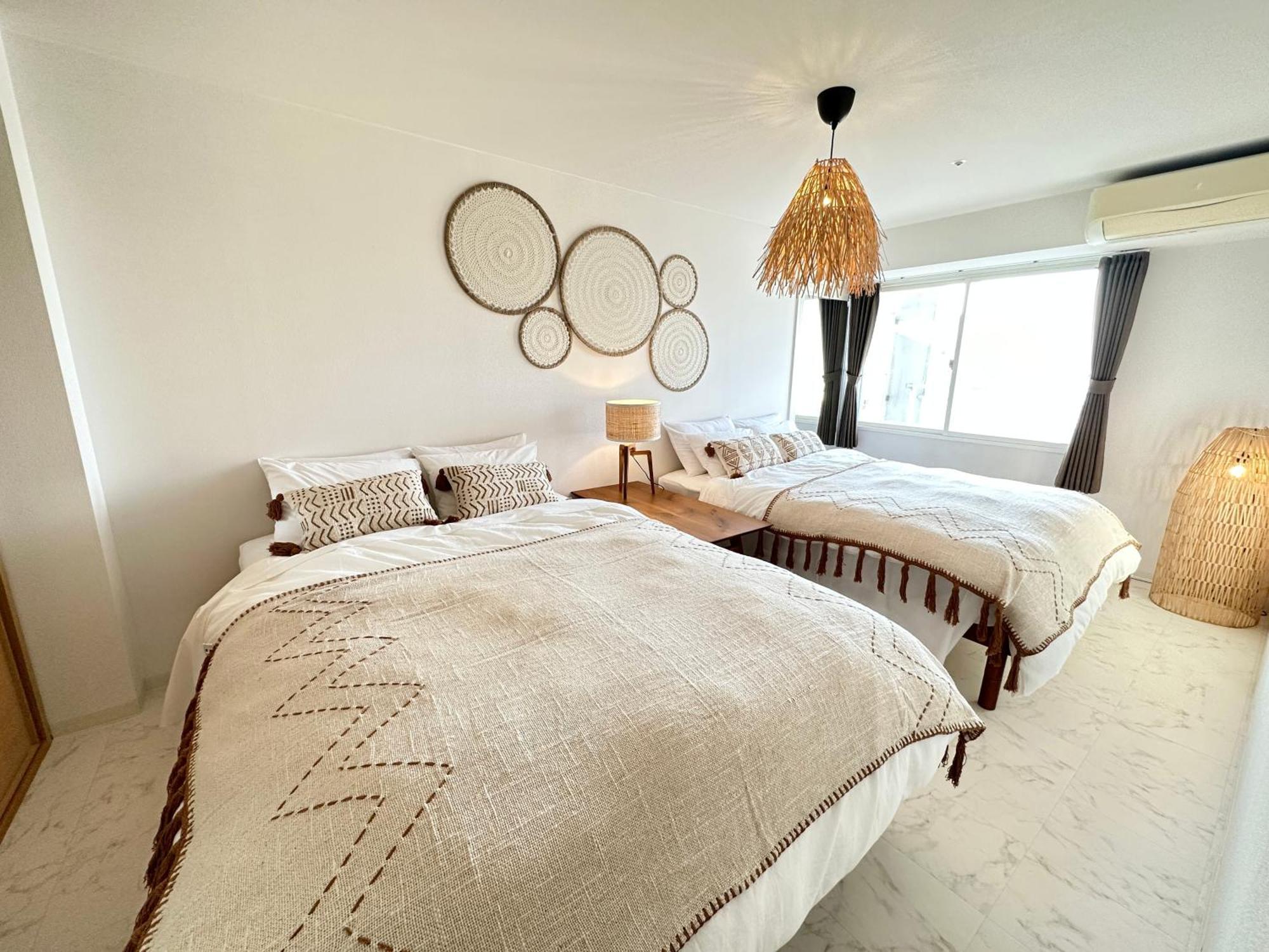 Ams Tower Apartment *