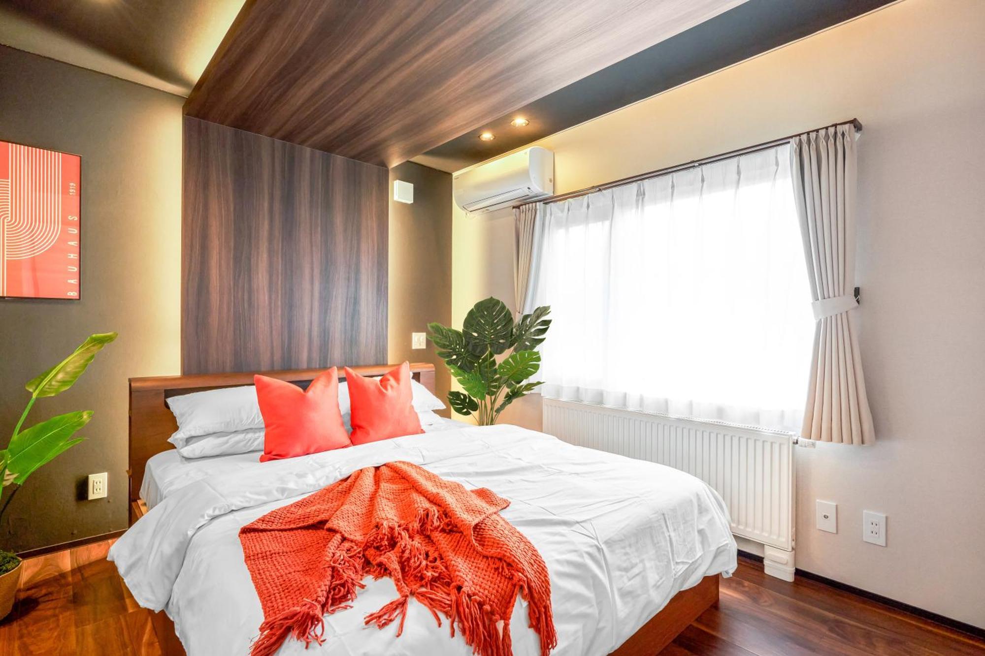 Holiday home Location Lux Home, 2 Blocks To Sbwy, Sleeps 9 Sapporo