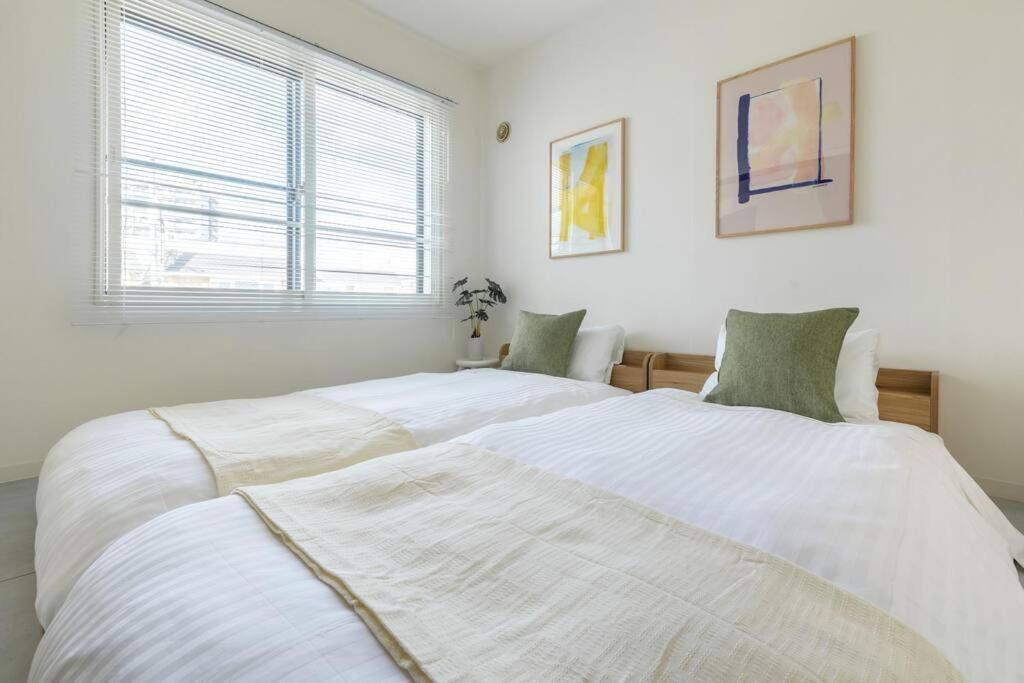 Cozy East Apartment