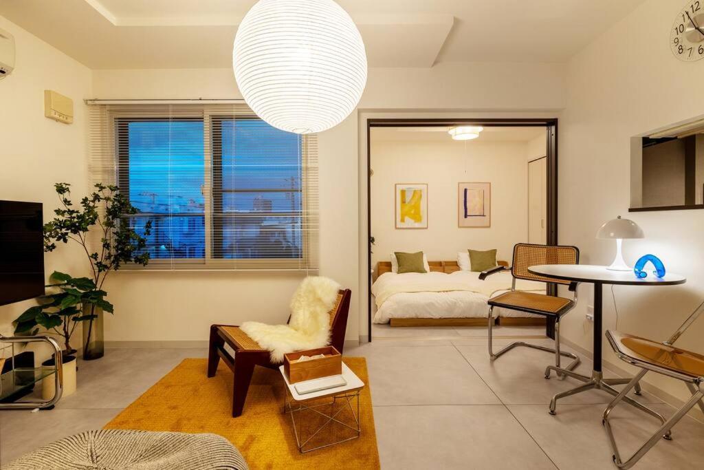Cozy East Apartment