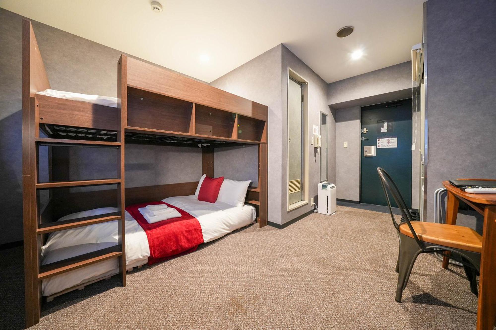 Aparthotel Stripe 3*