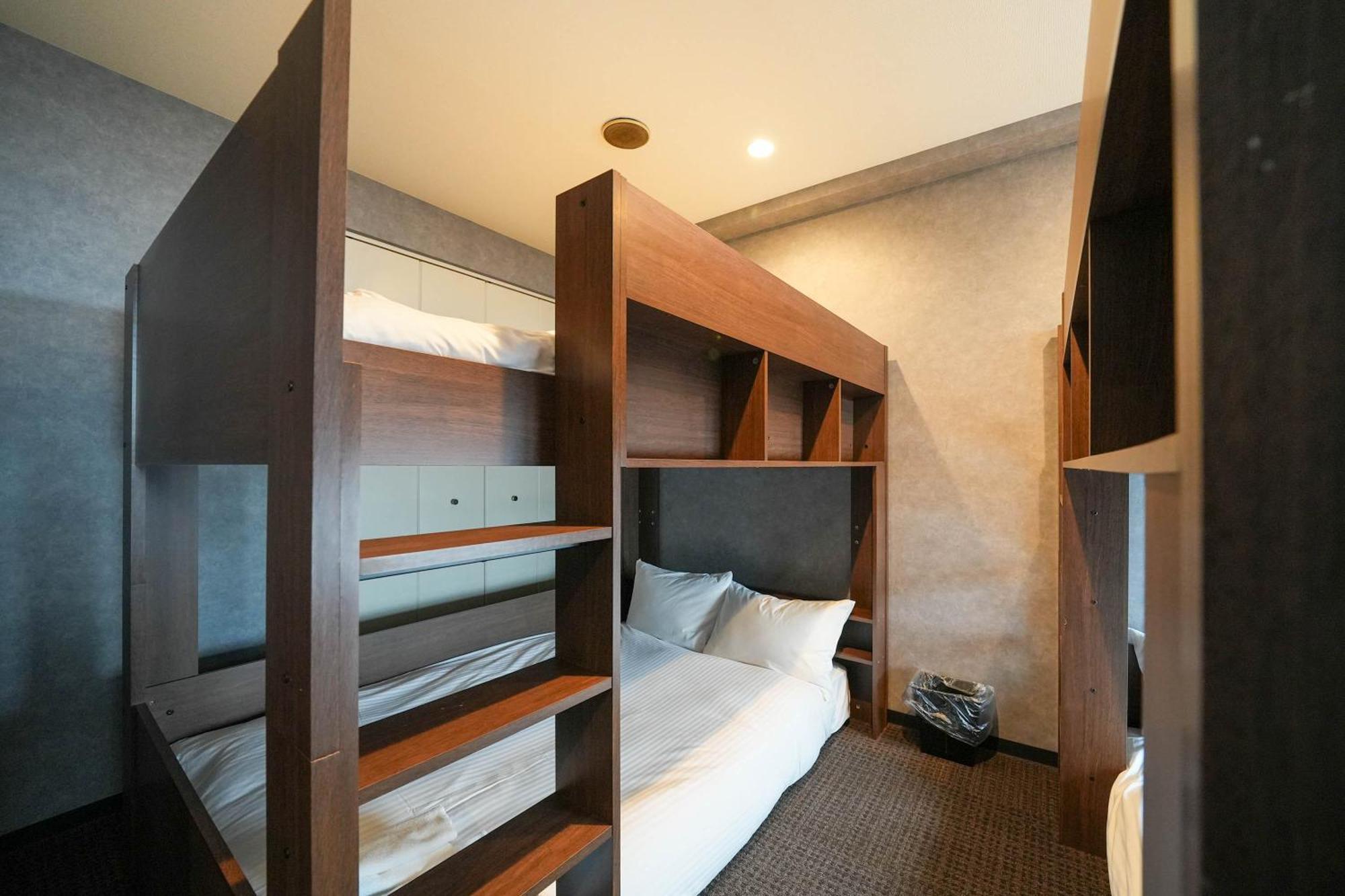 Stripe Aparthotel
