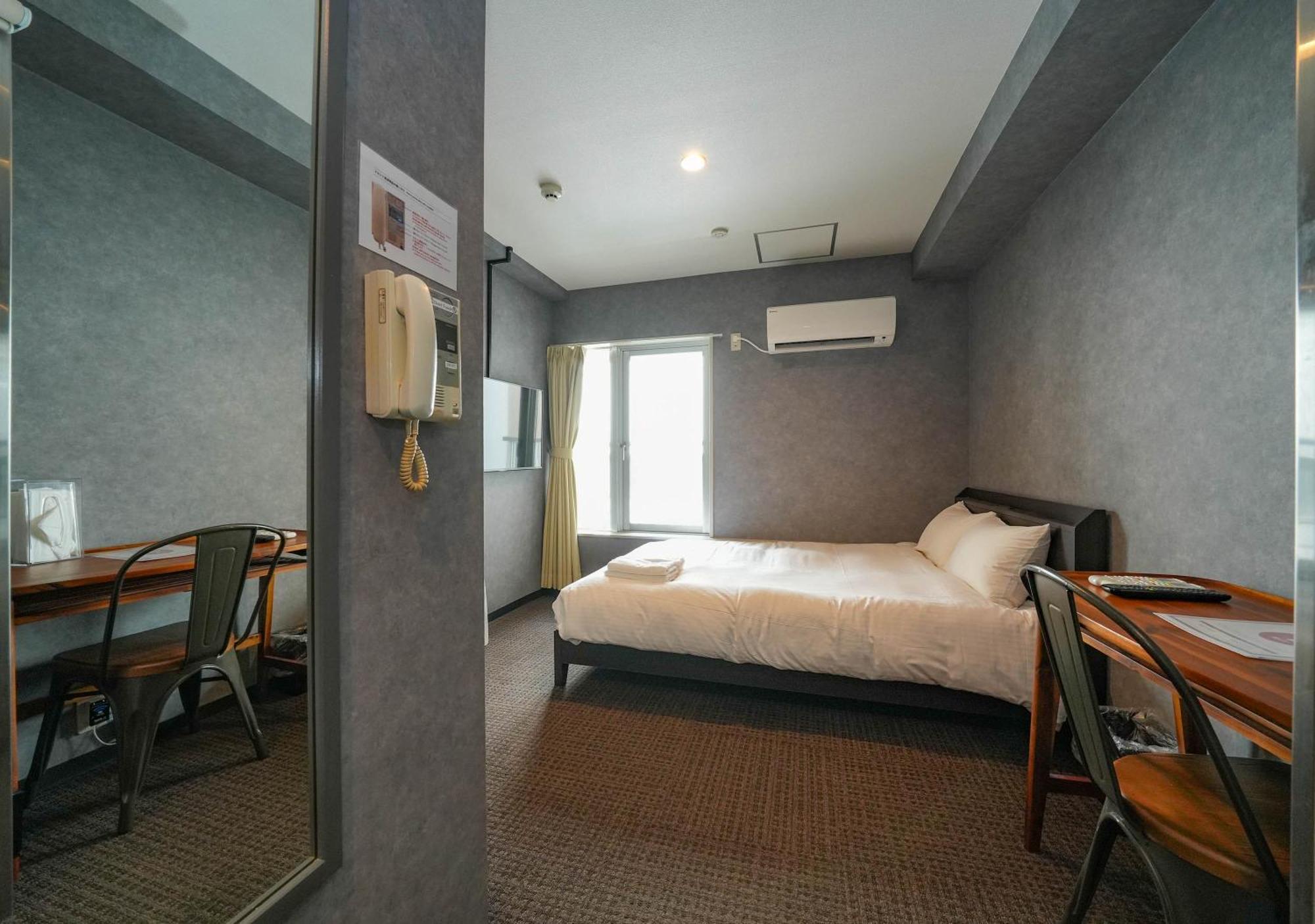 Stripe Aparthotel 3*