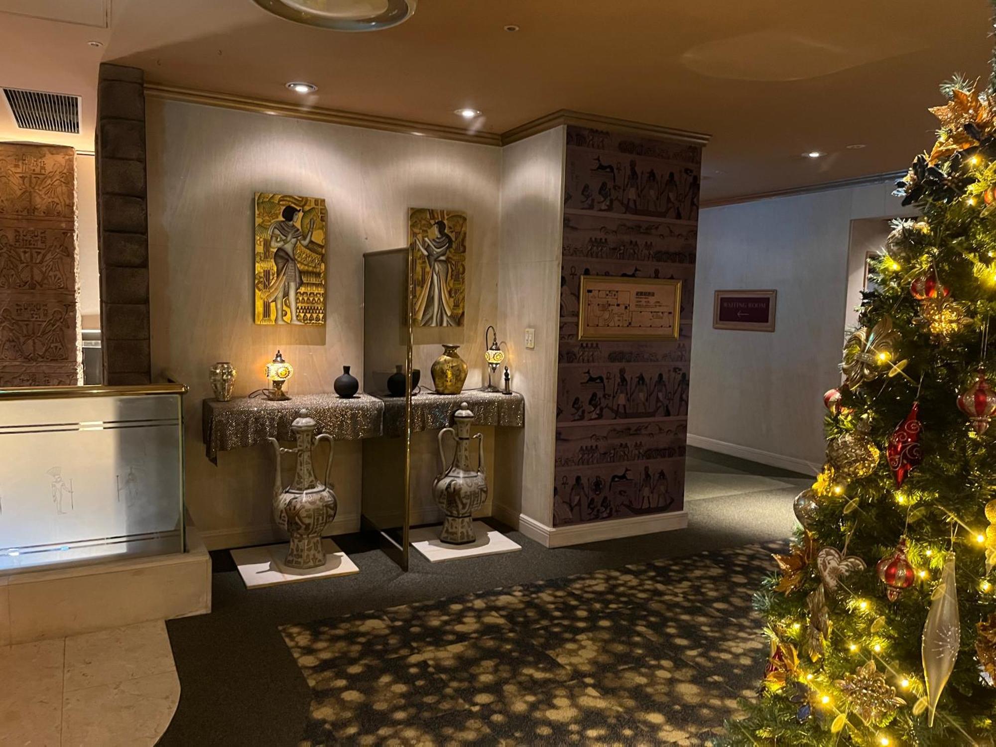 Love hotel Pharaoh-adult Only