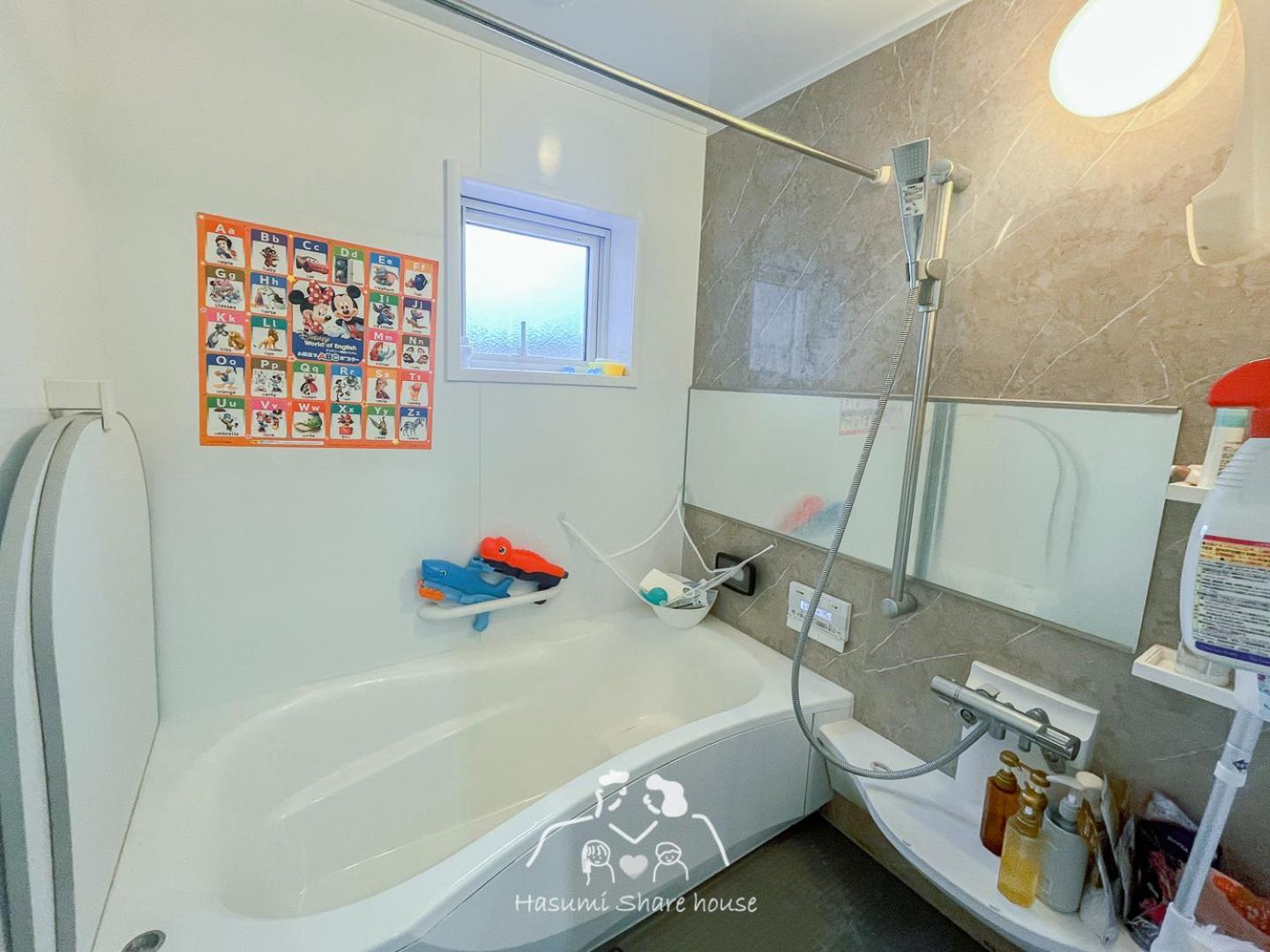 Homestay A T A Shinchi Share House 駐車場無料地下鉄駅から950m 札幌新築戸建 *