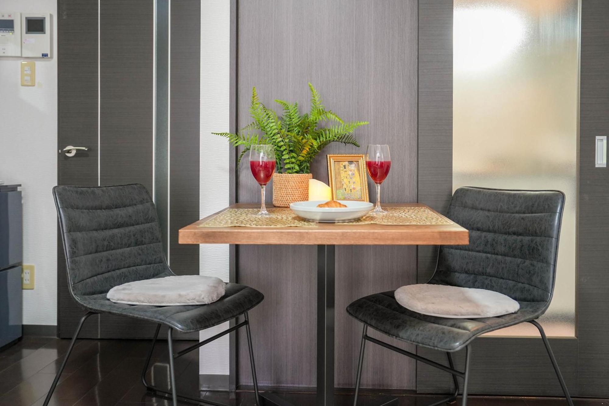 Sun Court Odori Apartment *