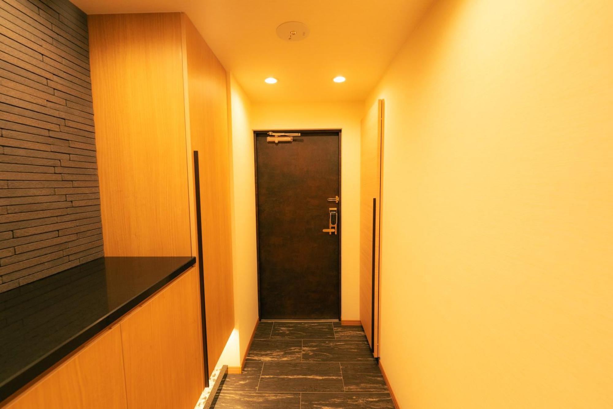Apartment -newopen-molinhotels702-sapporoonsenstory-1l2room K-bed1&w-bed3 8persons