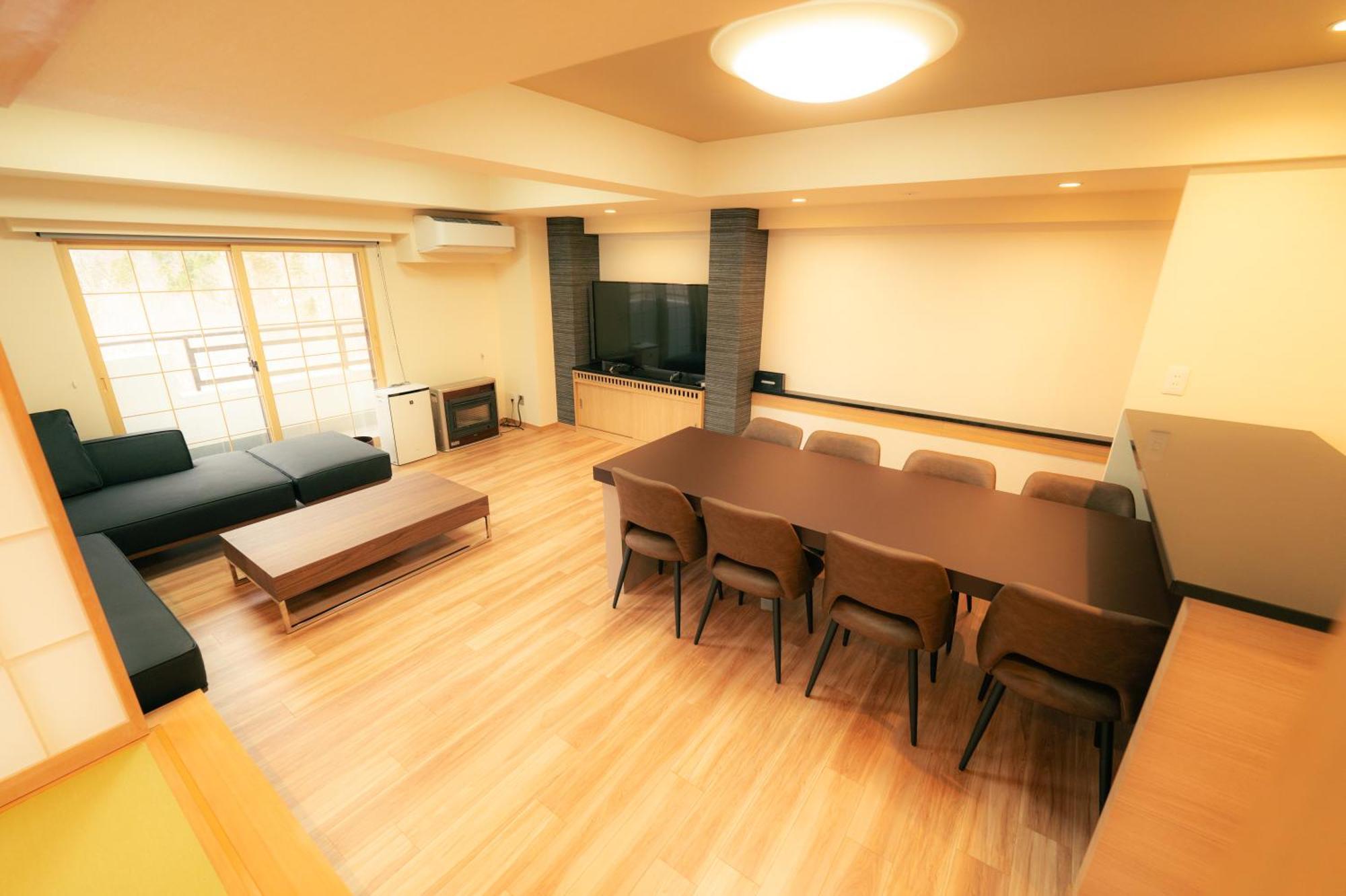 -newopen-molinhotels702-sapporoonsenstory-1l2room K-bed1&w-bed3 8persons Apartment Sapporo