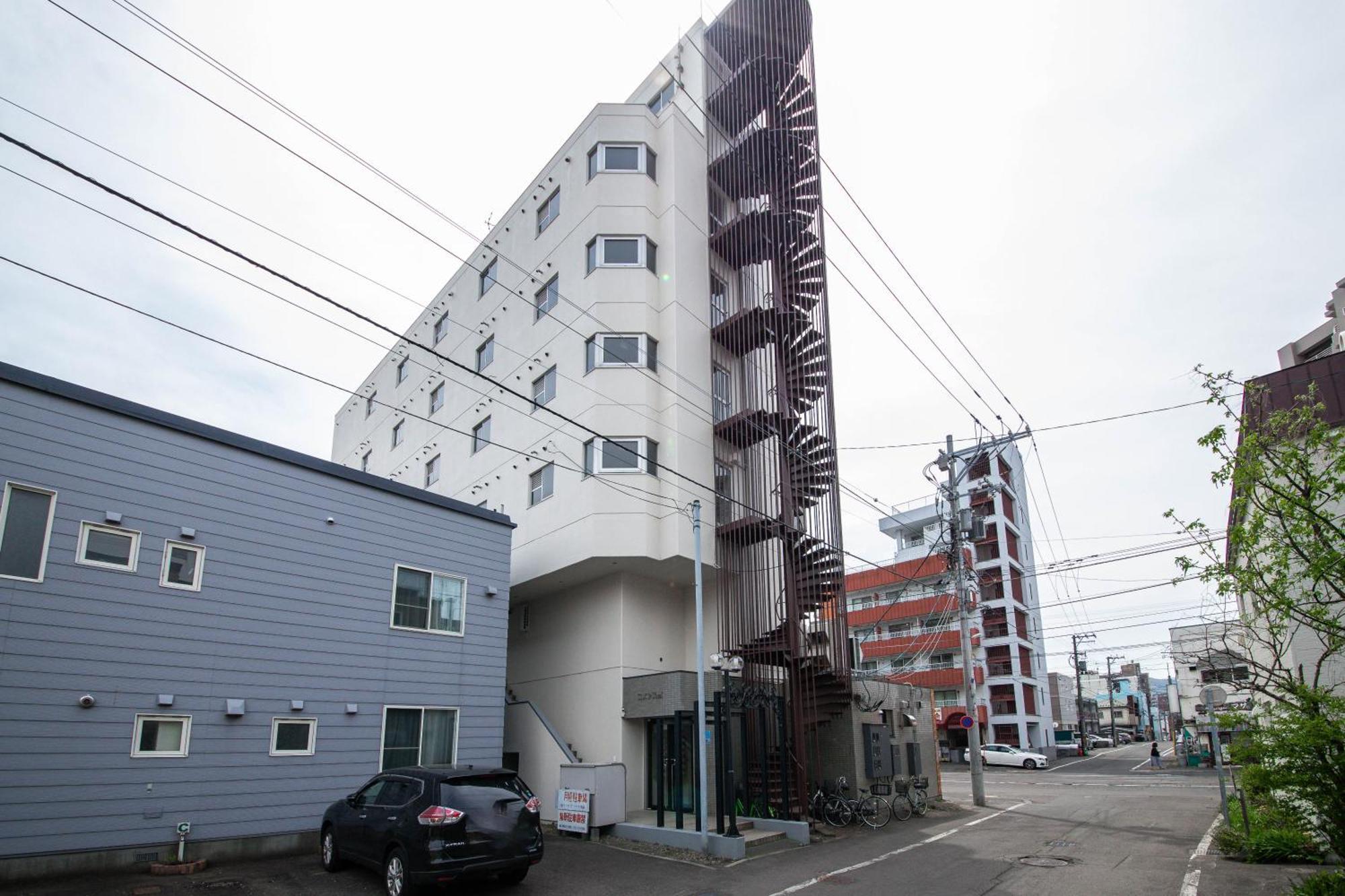Commence ⅲ Apartment