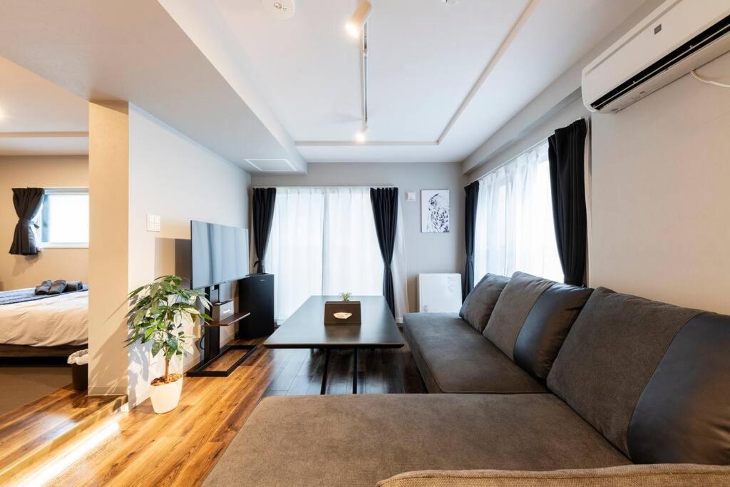 Noble Apartment