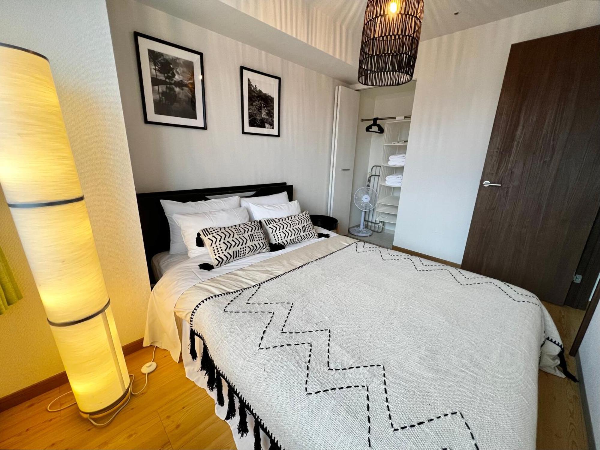 Apartment Ams Tower
