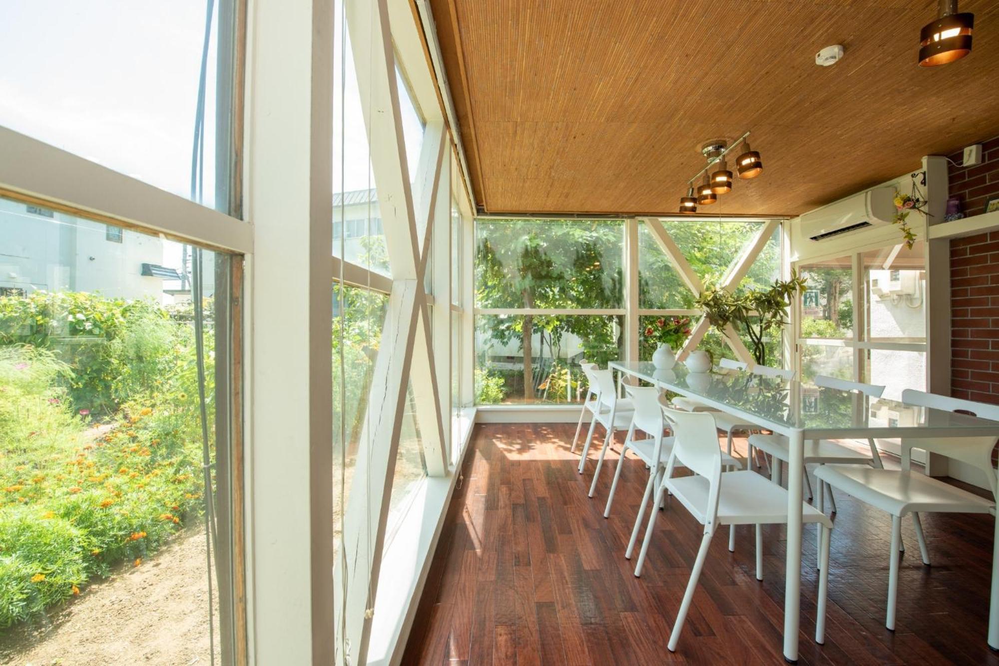 - House / Vacation 697