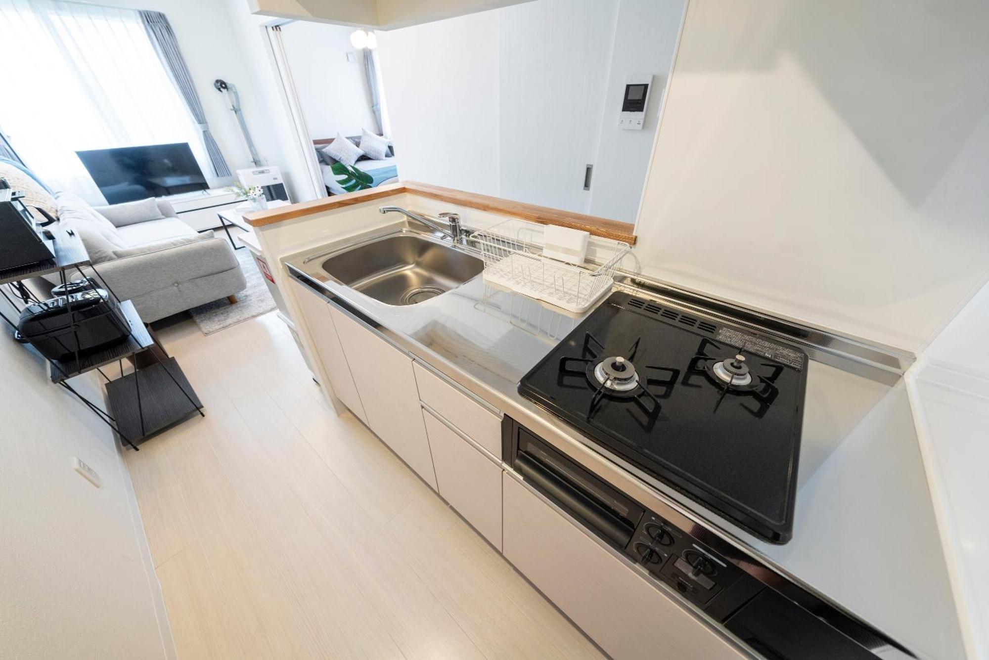 Apartment Utopia *