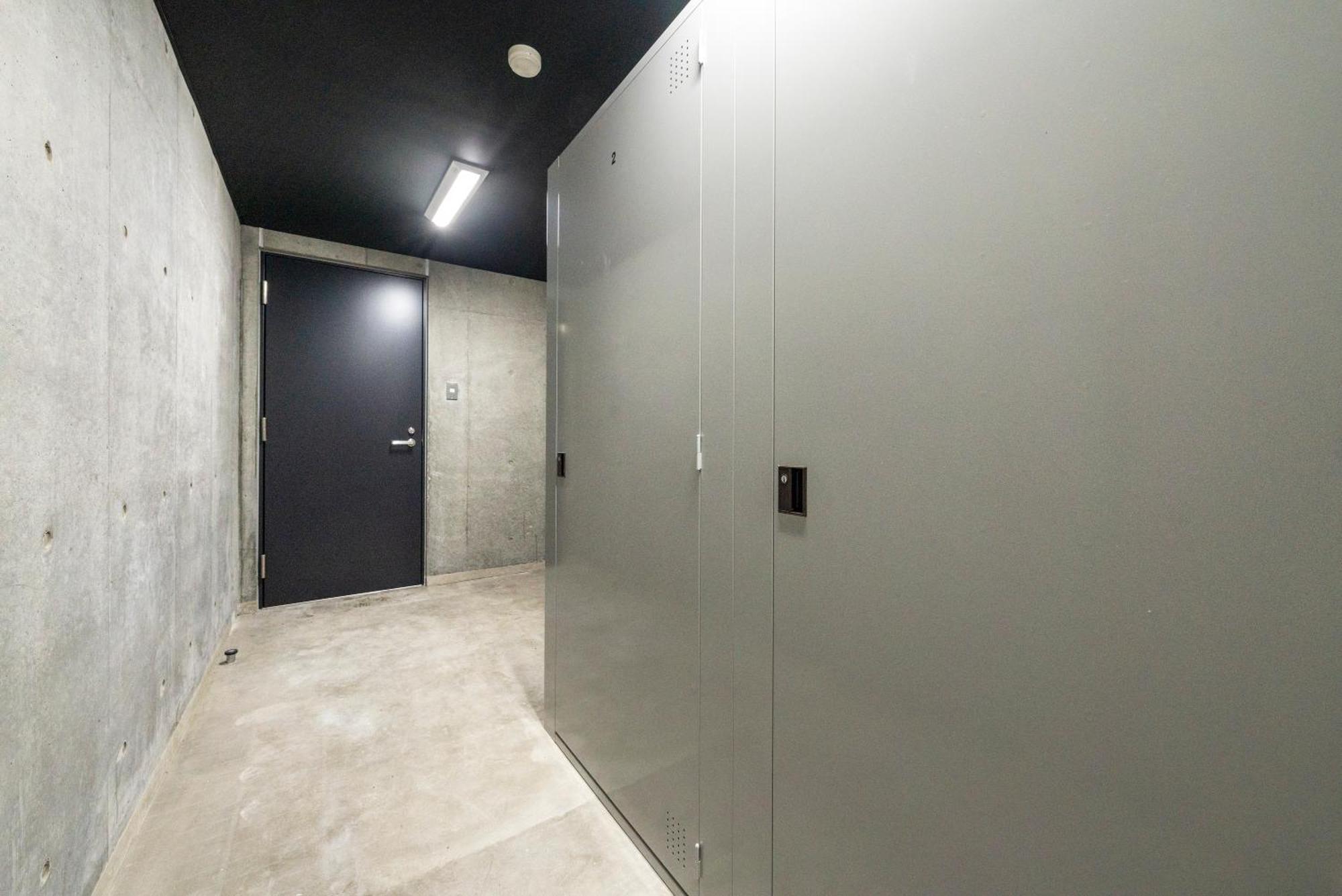 Apartment Utopia *