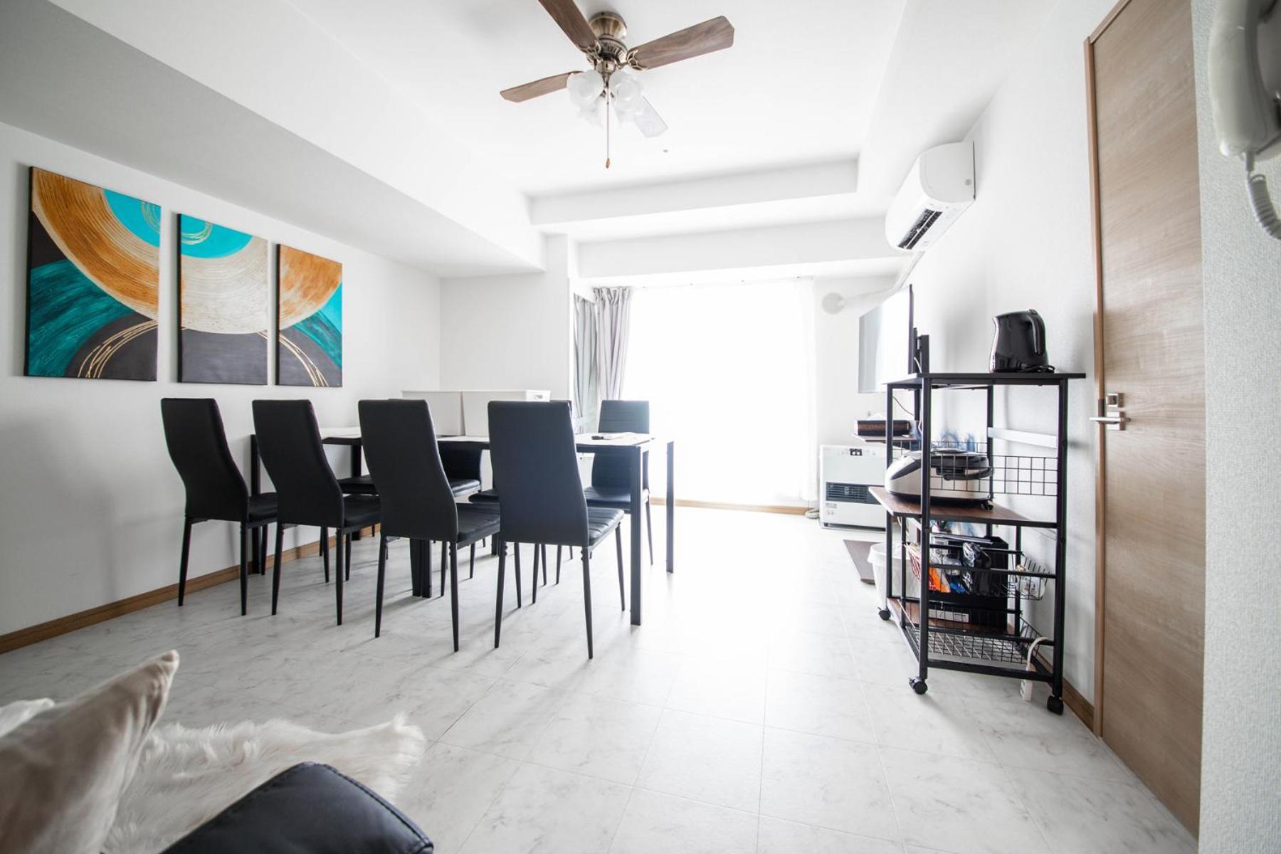 Primal Apartment *