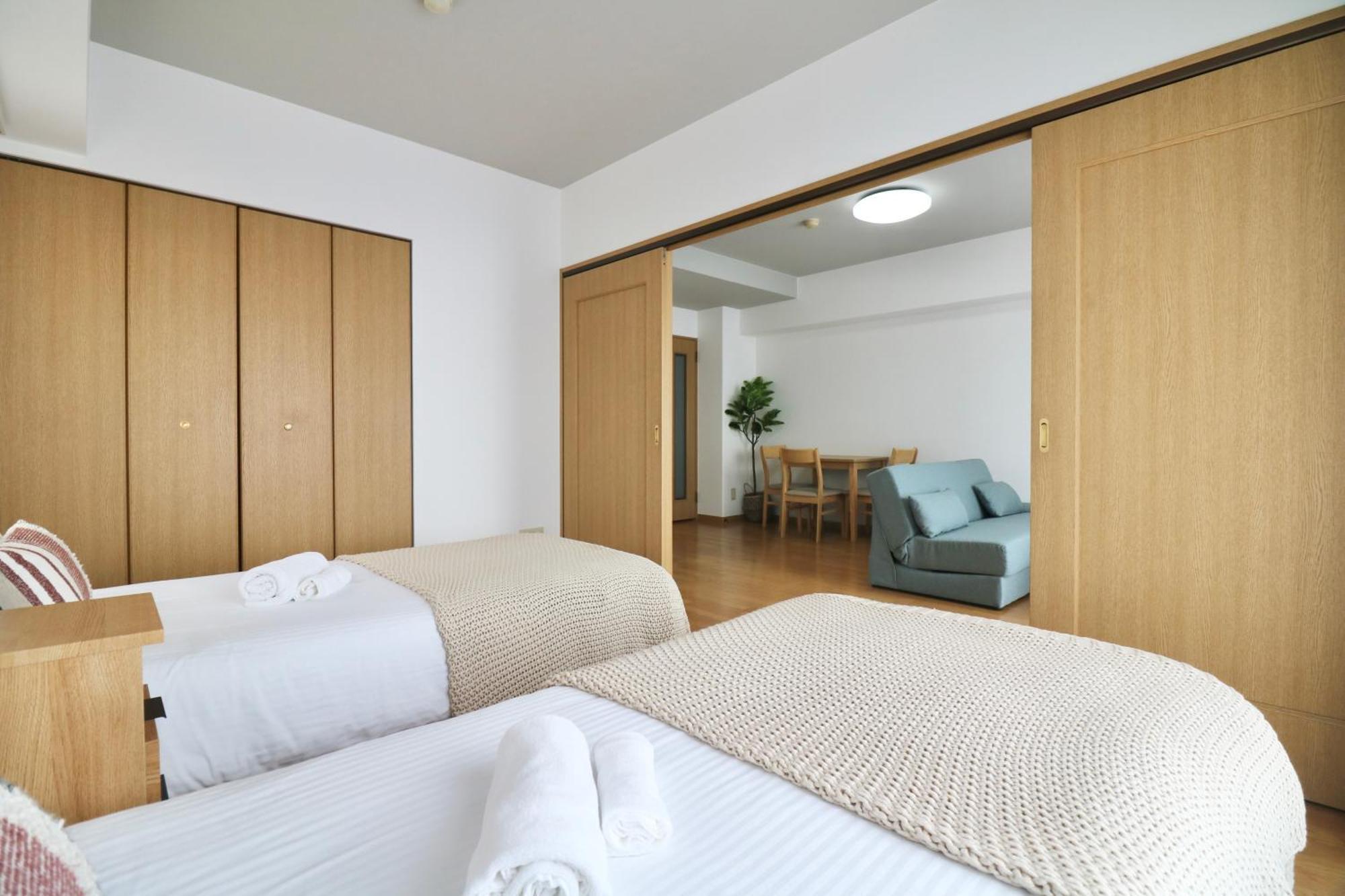 Northern Palace 77 By Minova