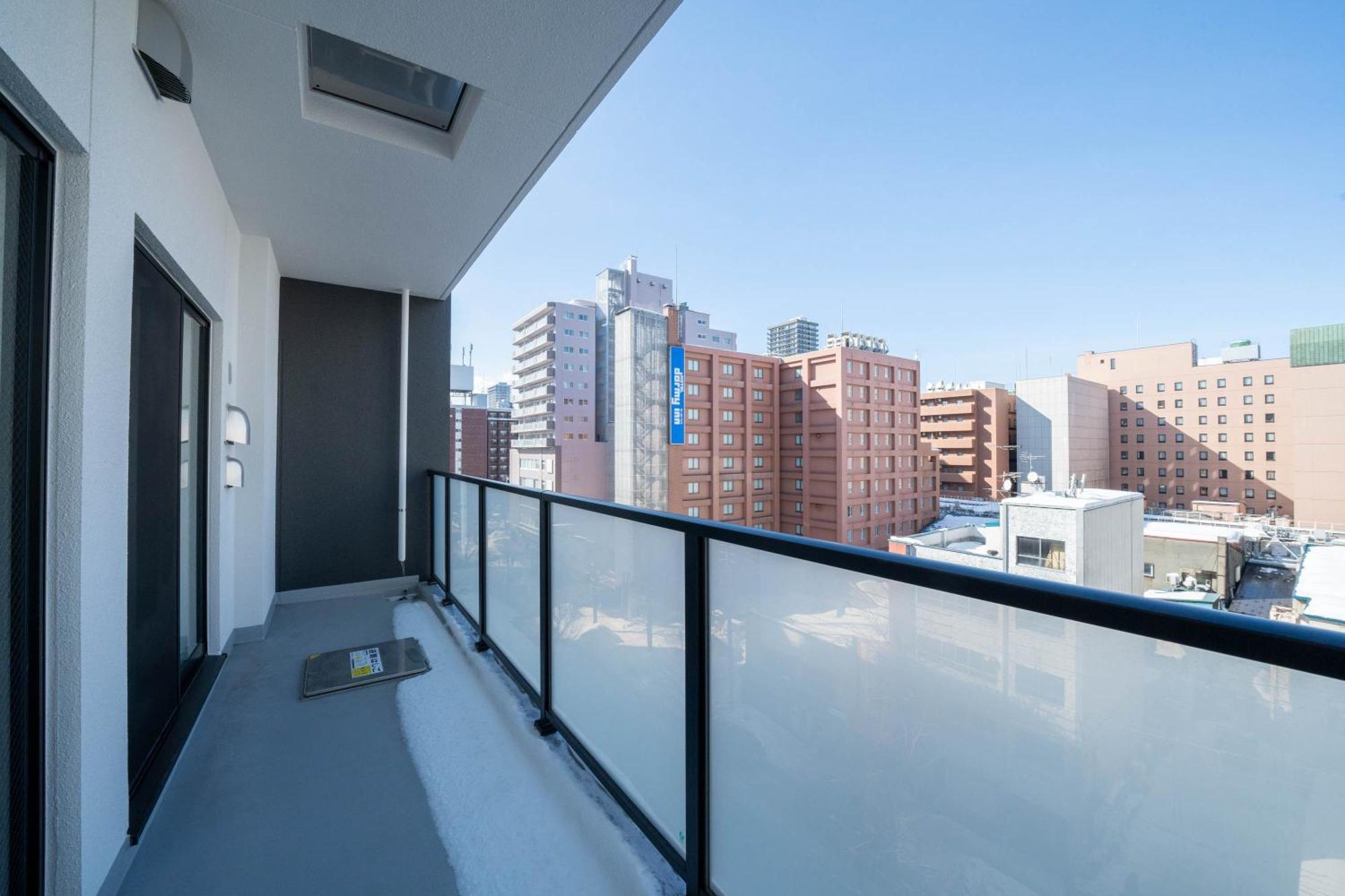 Apartment Moxie *