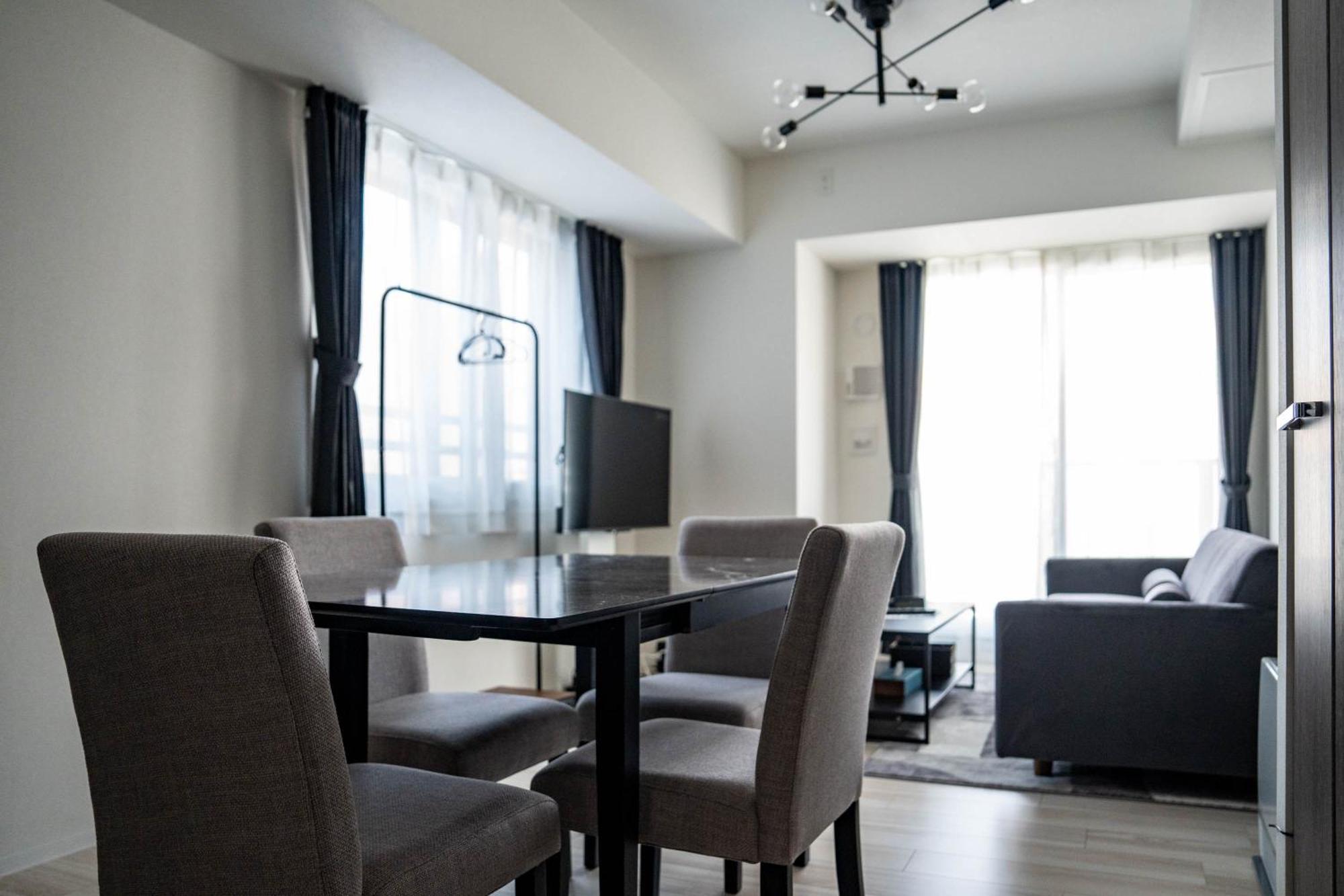 Moxie Apartment *