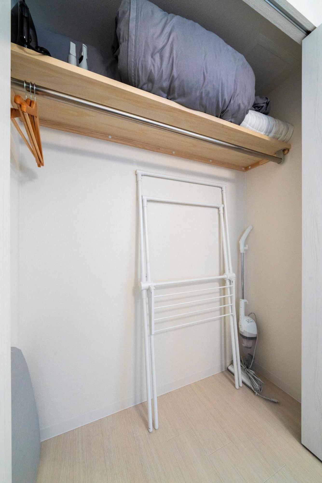 Apartment Unakite