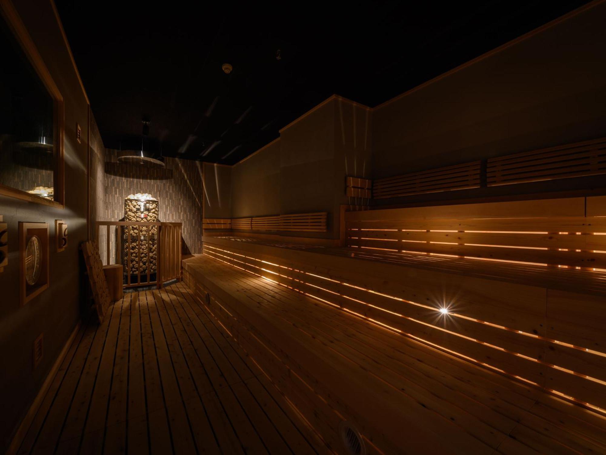 The Centurion Sauna Rest & Male Only Capsule hotel