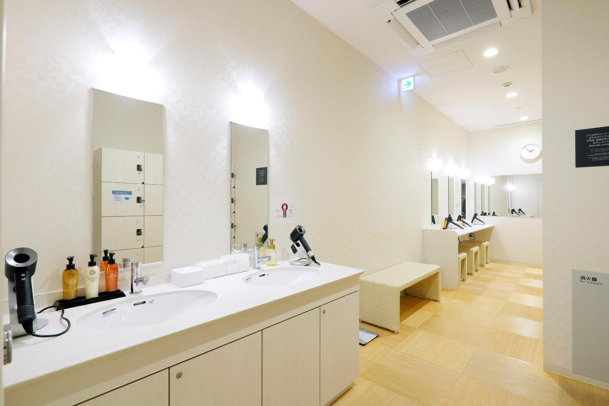 Jr Sapporo-eki Minami-guchi 3* Sapporo