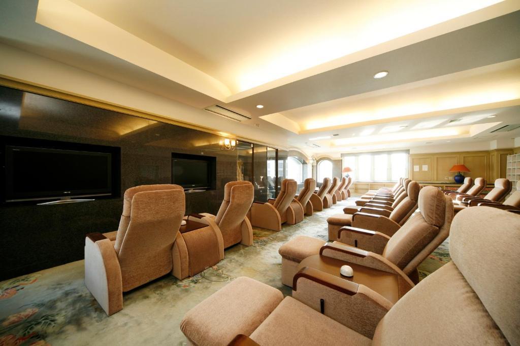 Safro Capsule hotel