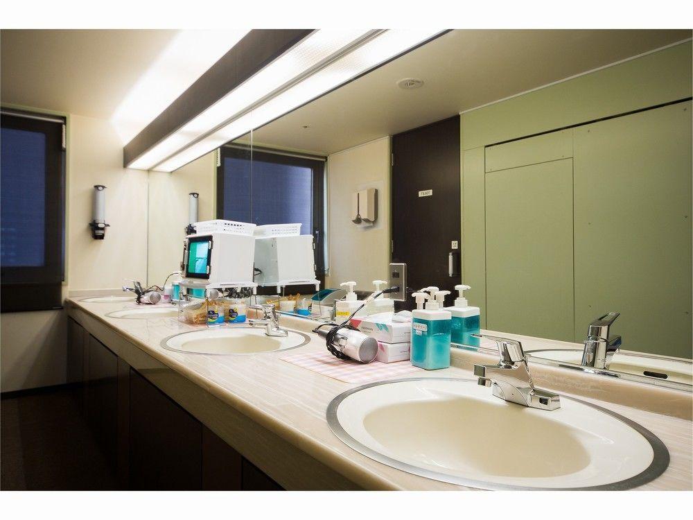 Capsule hotel Capsule *